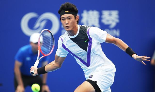 包含V5鏖战JDG，Doinb拿下关键大龙焦点之战成都决赛之夜，强势挺进下一轮的词条