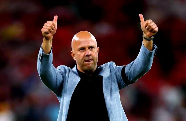 开云平台-法甲联赛总统：重振实力，卫冕冠军巴黎圣日耳曼备战新赛季的简单介绍