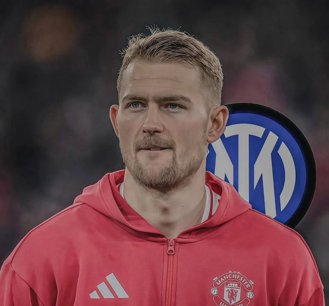 包含荷兰爆冷曼城，德利赫特惊艳世界的词条