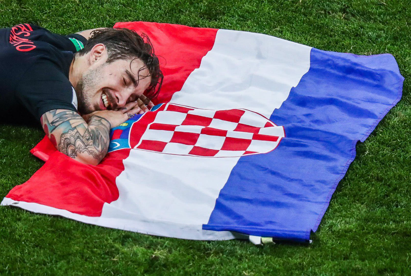 关于英格兰羽毛球队鏖战丹麦羽毛球队，辛杜完成帽子戏法的信息