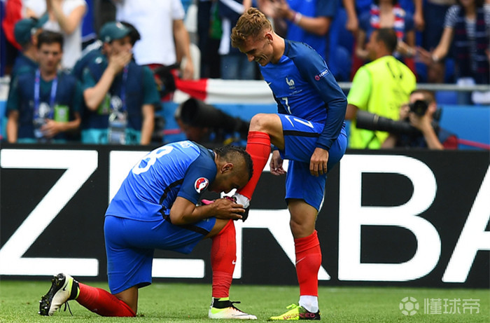 临场调整功不可没，带领球队逆转