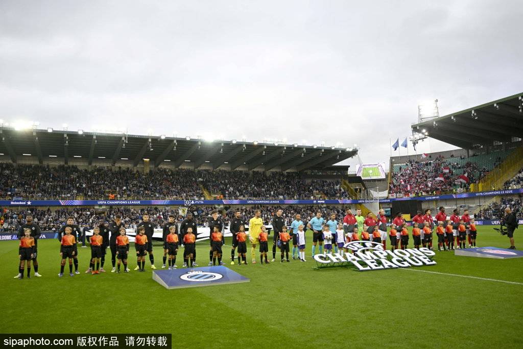 欧预赛夺冠狂欢派对,球迷热情助威支持的简单介绍 欧预赛夺冠狂欢派对,球迷热情助威支持的简单介绍