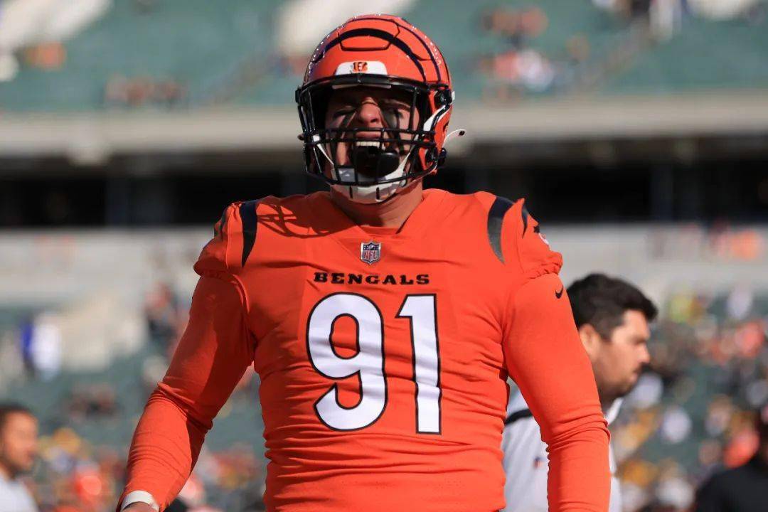 开云足球直播-罗马德黑圣徒实力逆袭！球员表现震慑连连日巅峰对决的简单介绍