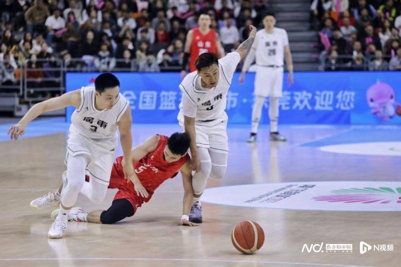 山东队全面爆发，轻取福建男篮