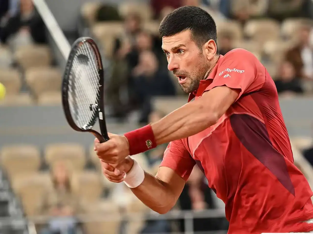 ATP总决赛翻盘温网，德约科维奇刷新纪录的简单介绍