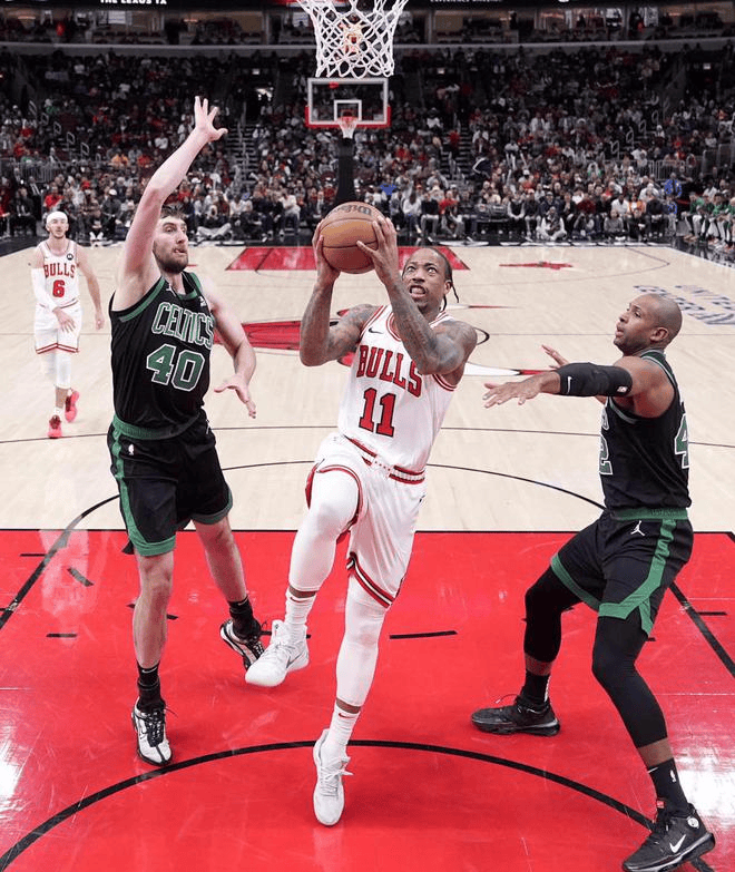 公牛横扫雷霆，德罗赞刷新纪录