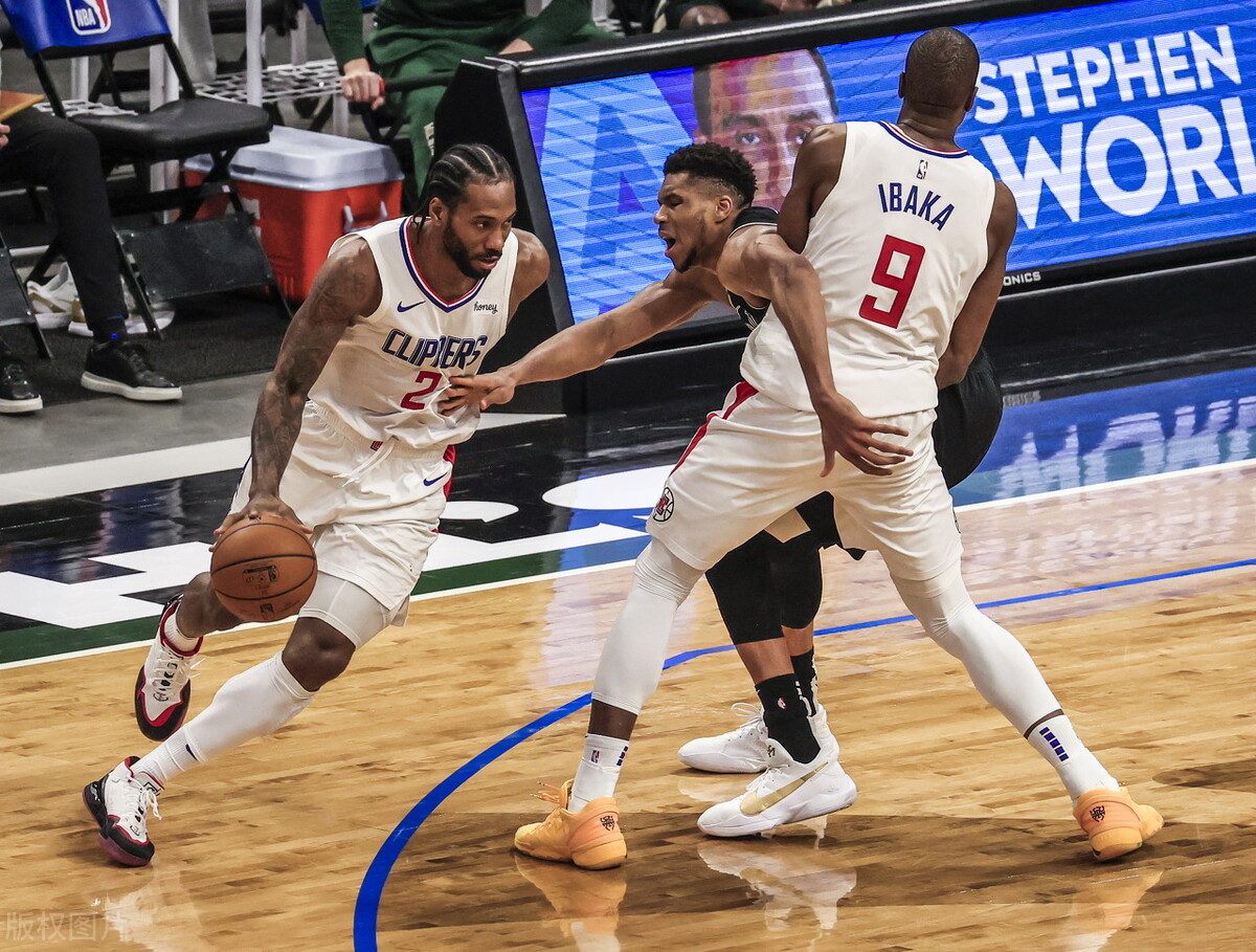 开云足球直播-包含新疆队翻盘快船，字母哥惊艳四座的词条