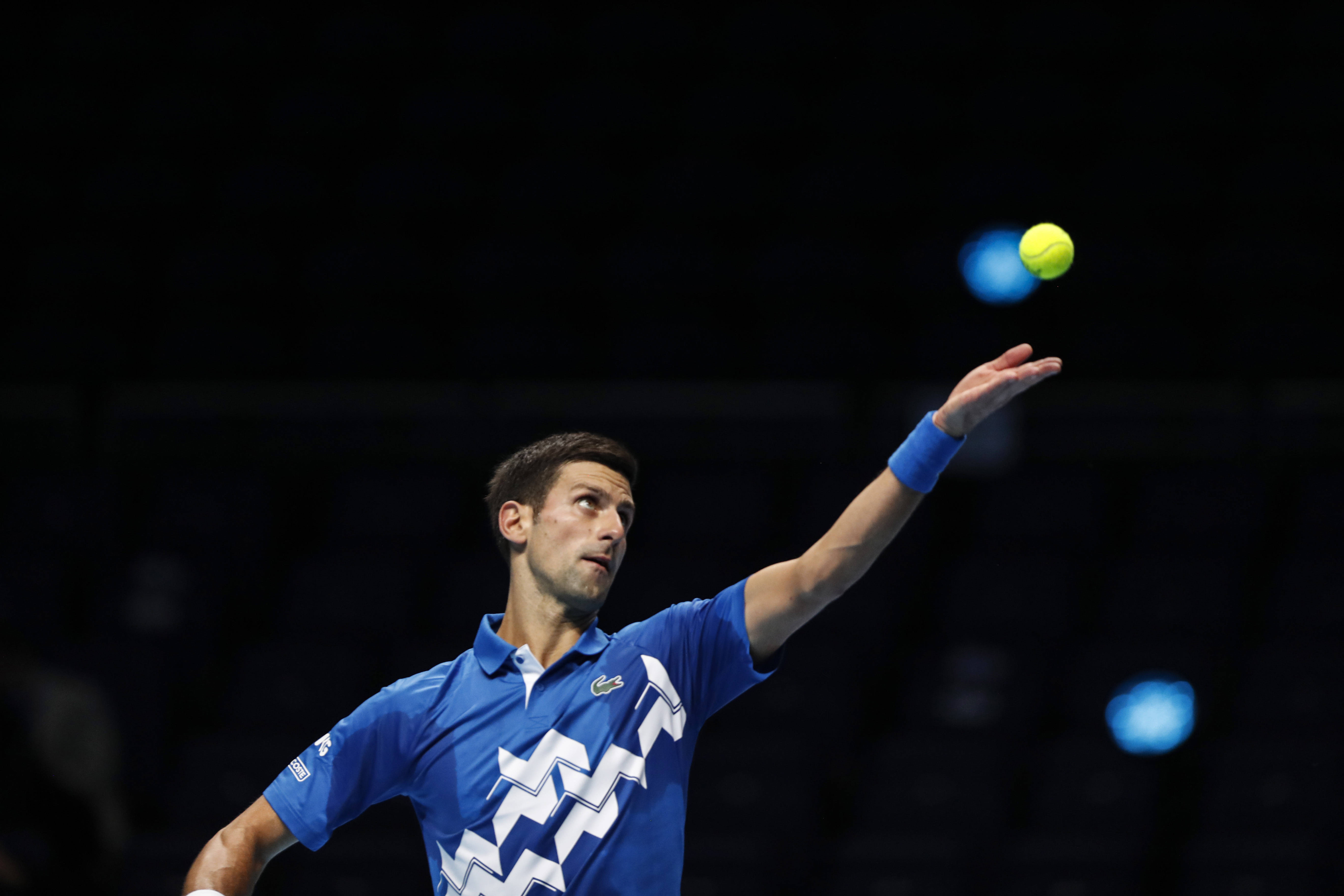 关于ATP总决赛完胜拉沃尔杯，梅德韦杰夫统治全场的信息