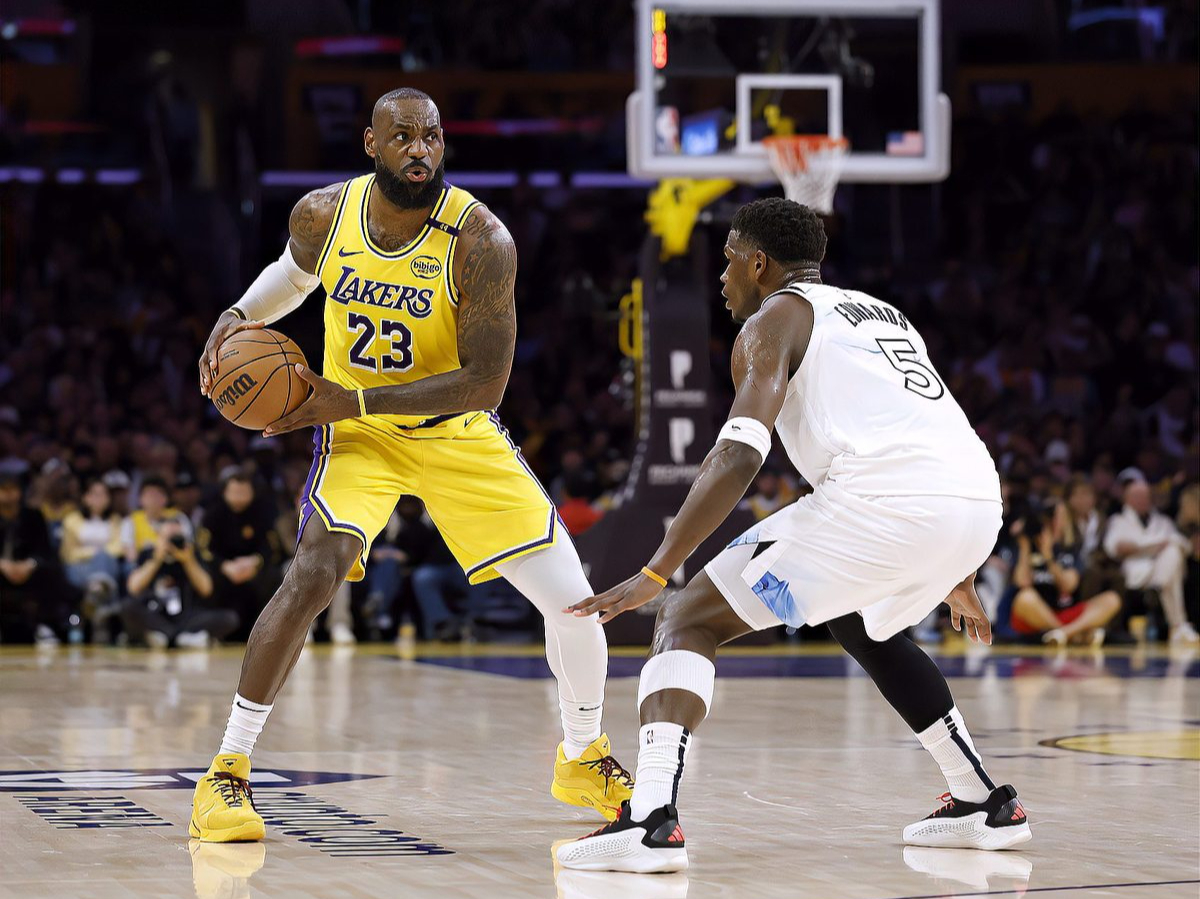 步行者翻盘湖人,布伦森状态火热 步行者翻盘湖人,布伦森状态火热