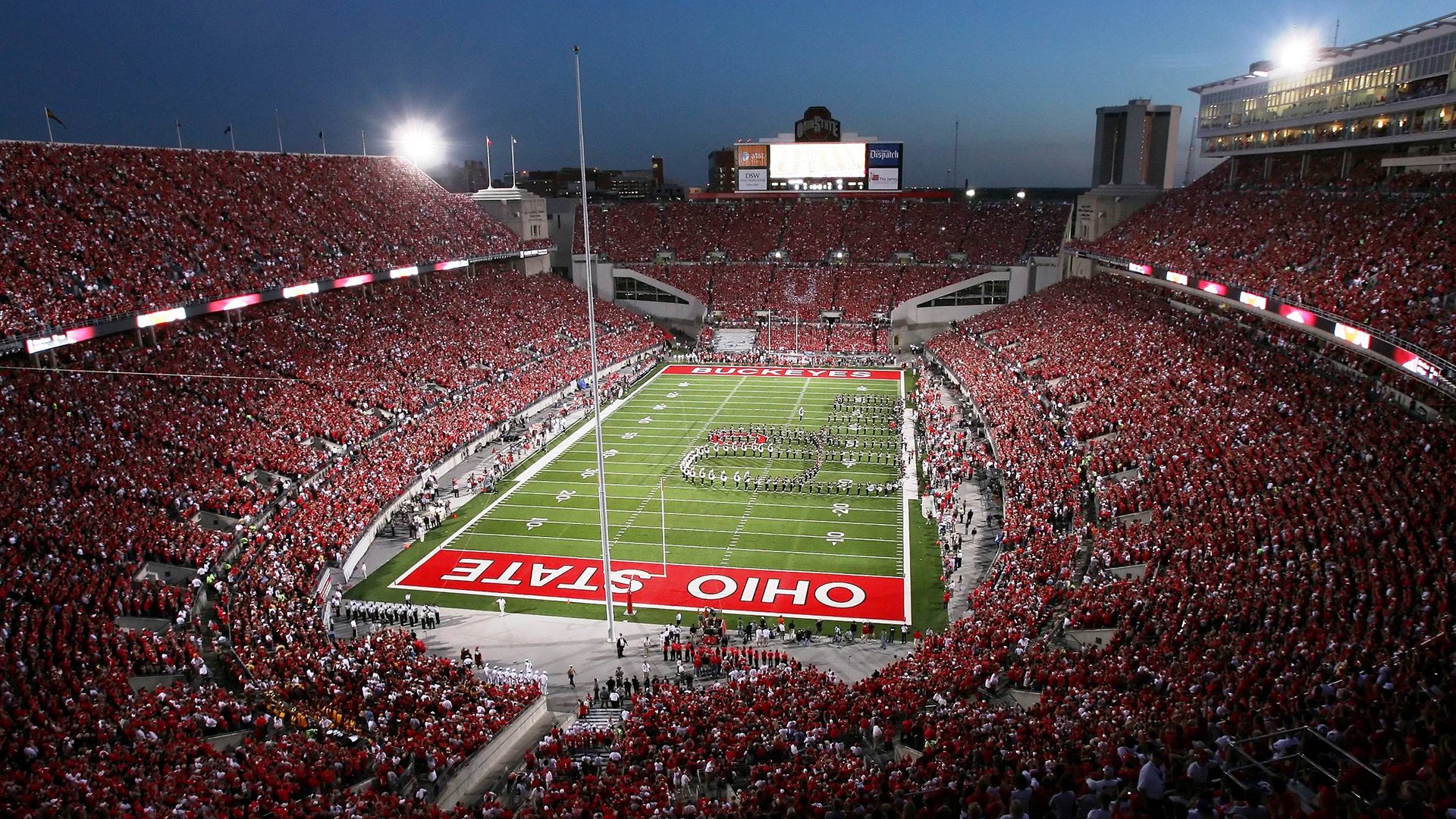 开云体育-赛道之外，F1新赛季揭幕战前夜的摩洛哥与哥伦比亚之战