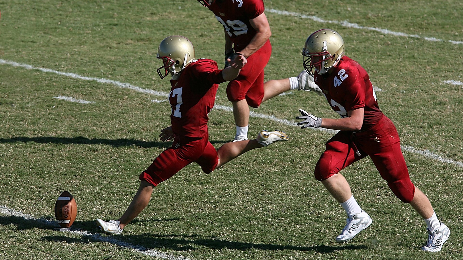 库里关键三分定乾坤，公牛力克广厦队